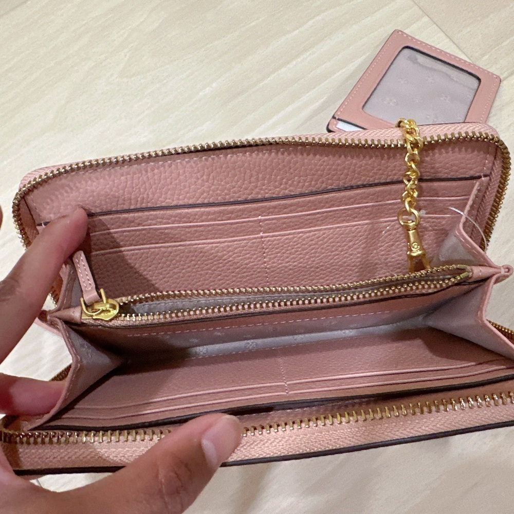 (NWT) Tory Burch 86057 Britten Zip Continental Wallet - Picture 4 of 8